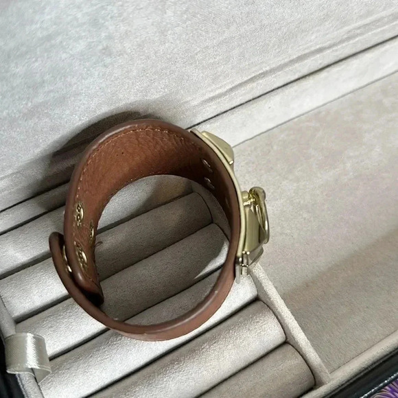 Brown Buckle Snap Faux Leather Bracelet - Picture 2 of 8
